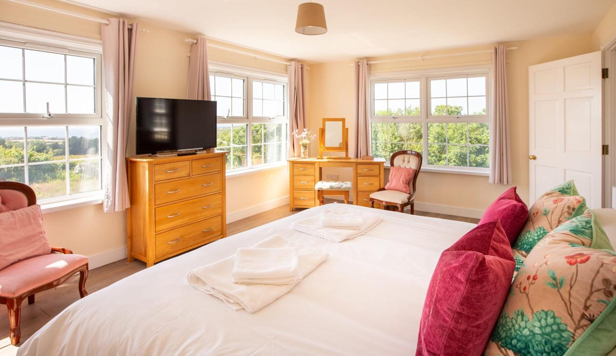 Stunning 6 Bedroom Cottage Near Cornish Coast Bude Luaran gambar