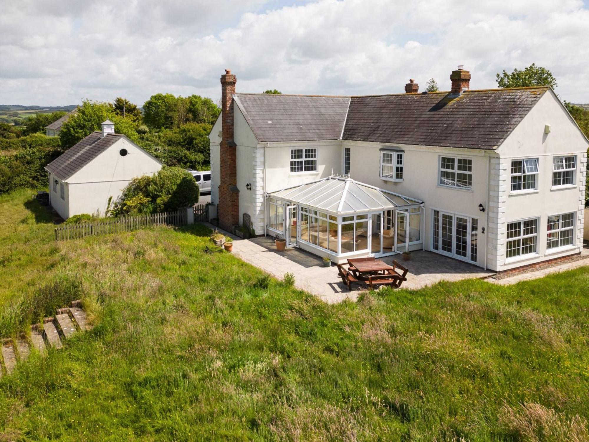 Stunning 6 Bedroom Cottage Near Cornish Coast Bude Luaran gambar