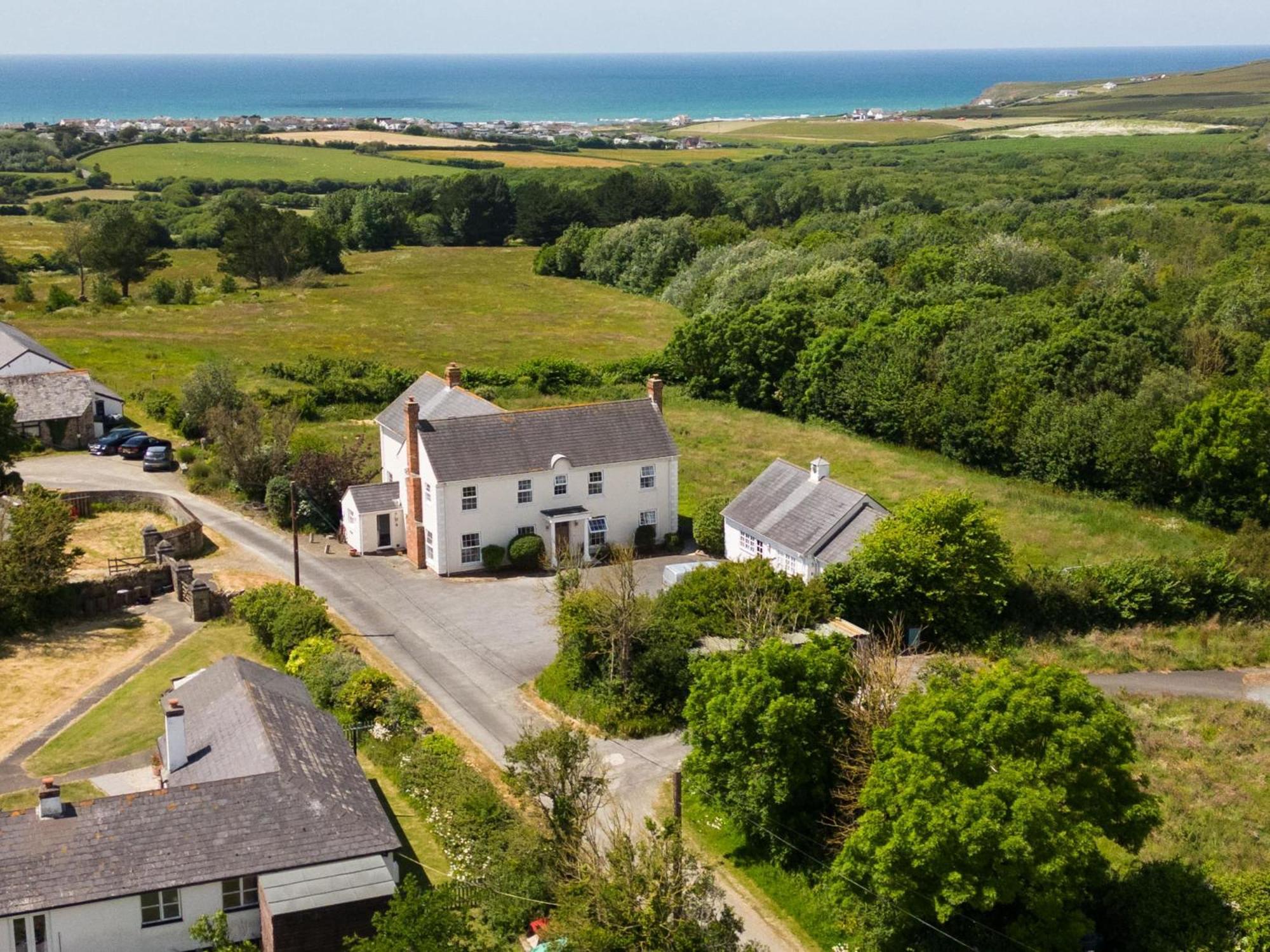 Stunning 6 Bedroom Cottage Near Cornish Coast Bude Luaran gambar